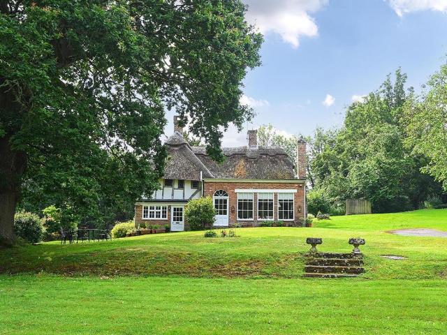 House for sale in Heathlands, East Sussex