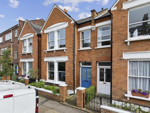 House for sale in Gospel Oak, Greater London