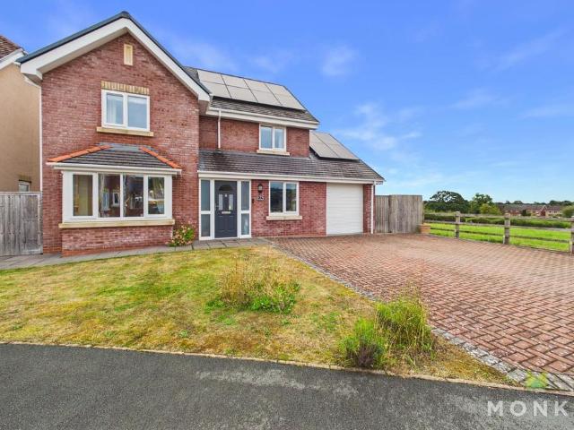 House for sale in Weston Rhyn, Shropshire