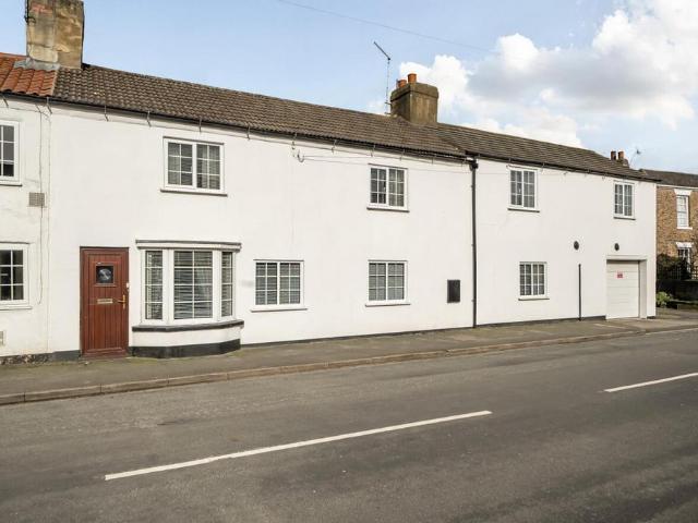 House for sale in Church Fenton