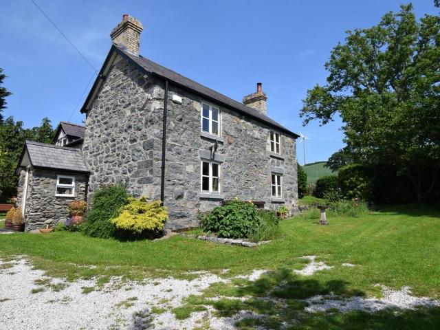 House for sale in Gwyddelwern