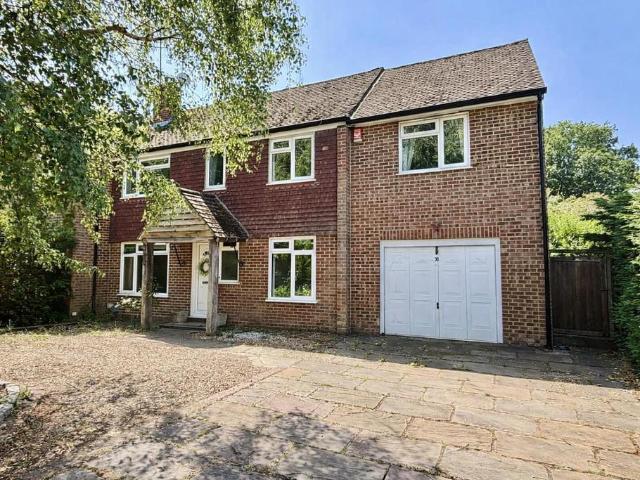 House for sale in Heatherside, Heol-las