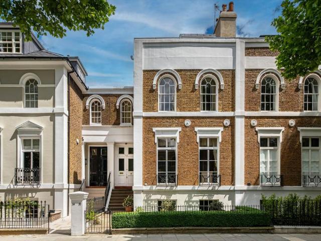House for sale in Notting Hill, Greater London