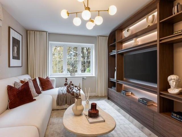 House for sale in Watton-at-Stone, Colliers End