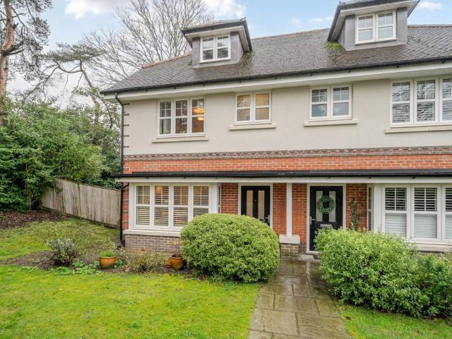 House for sale in Upper Hale, Fole