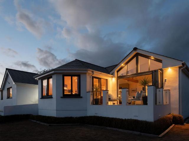 House for sale in Broadsands, Galmpton