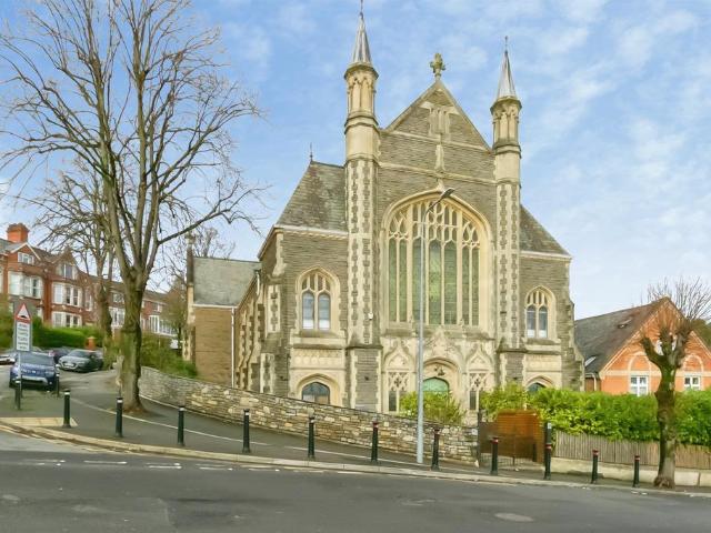 House for sale in Cwm Talwg, Barry