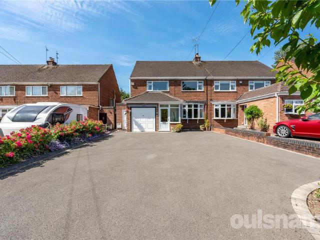 House for sale in Bromsgrove, Worcestershire