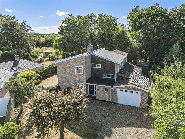 House for sale in Arrington, Cambridgeshire