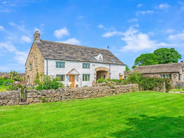 House for sale in Addingham, West Yorkshire