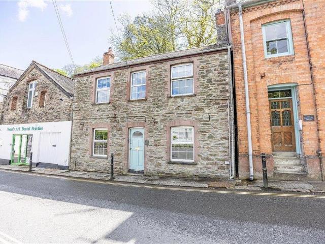 House for sale in Fowey, Cornwall
