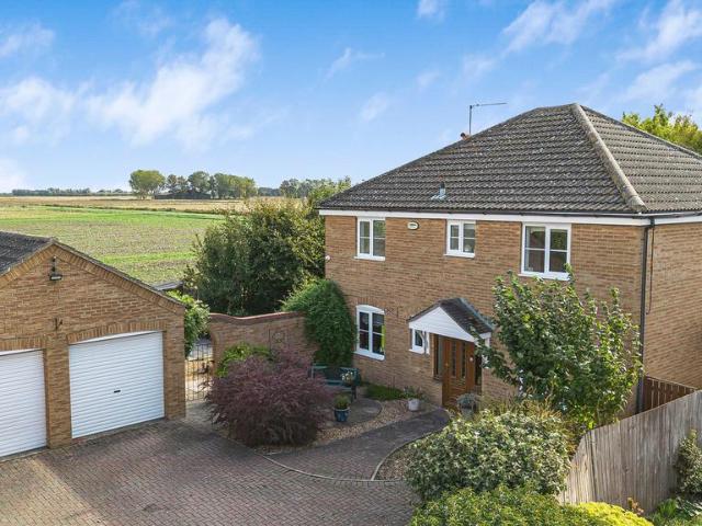 House for sale in Ramsey Mereside, Huntingdonshire