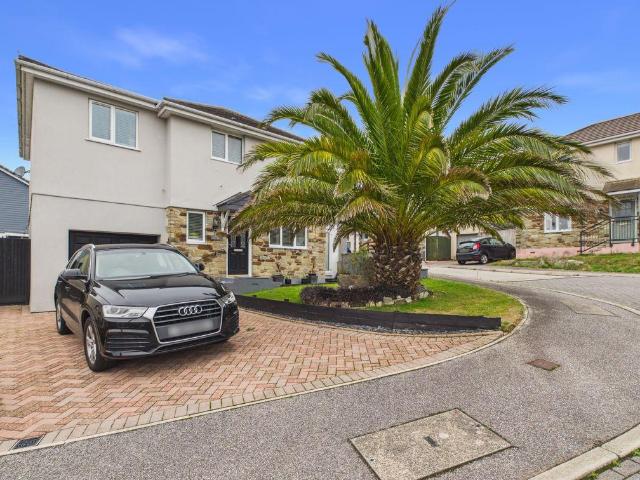 House for sale in Lanner, Cornwall