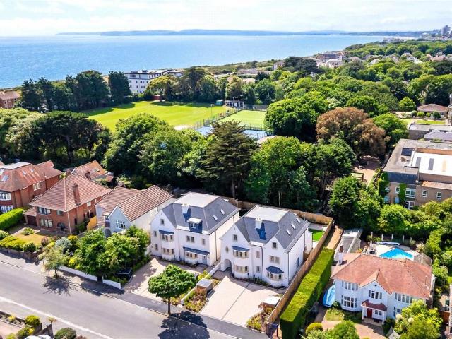 House for sale in Pokesdown, Bournemouth