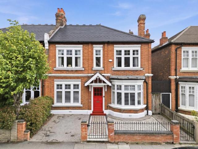 House for sale in Greater London