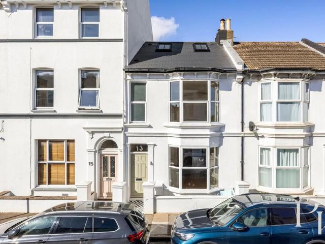 House for sale in Aldrington