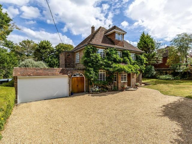 House for sale in Perryfields, West Sussex