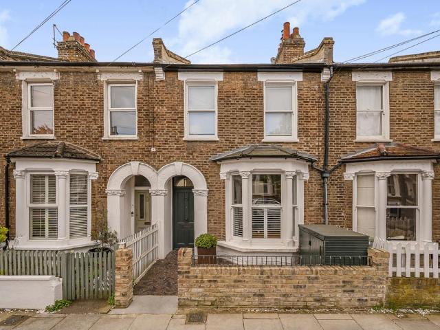 House for sale in East Dulwich, Greater London