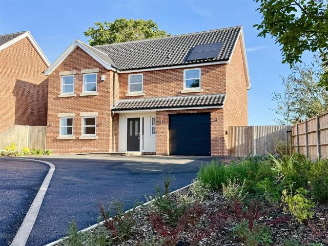 House for sale in Stokesby with Herringby, Great Yarmouth