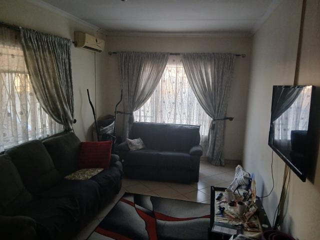 House for sale in Ladysmith, Kwazulu-natal