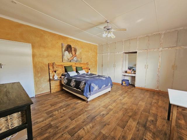 House for sale in Ashton, Western Cape