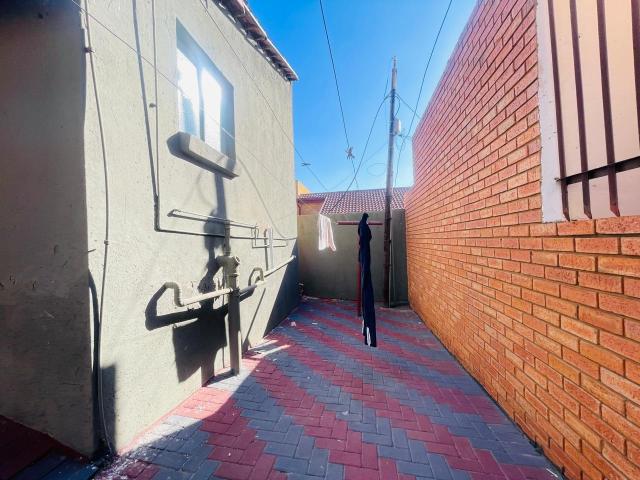 House for sale in Waterkloof, Gauteng