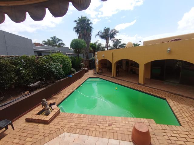 House for sale in Vosloorus, Gauteng