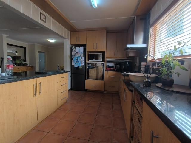 House for sale in West Coast, Riebeeck Valley
