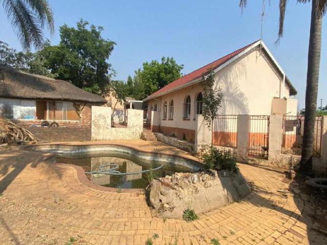 House for sale in Birchleigh North, Ekurhuleni