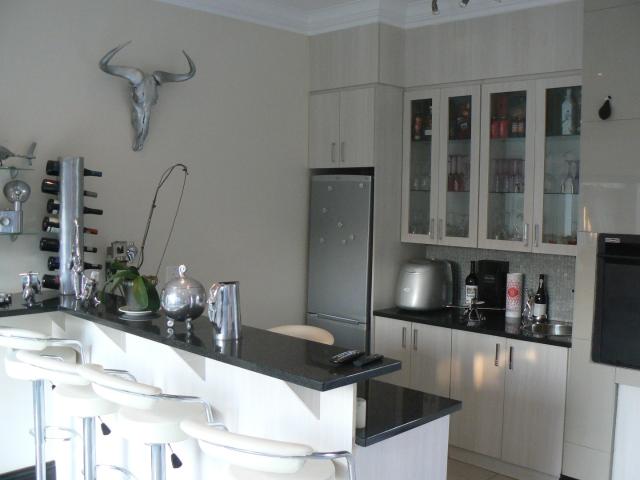 House for sale in Ifafi, Hartbeespoort Dam Nature Reserve