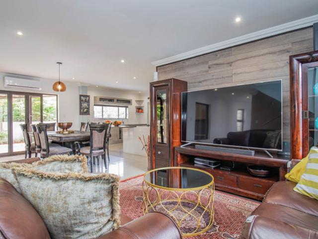 House for sale in Ifafi, Hartbeespoort Dam Nature Reserve
