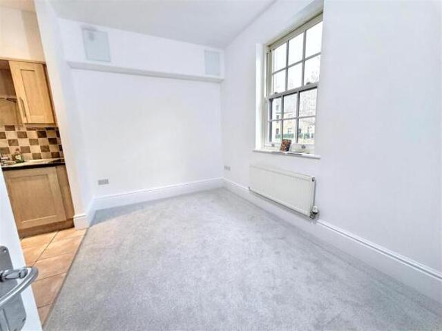 House for sale in Northampton, Northamptonshire