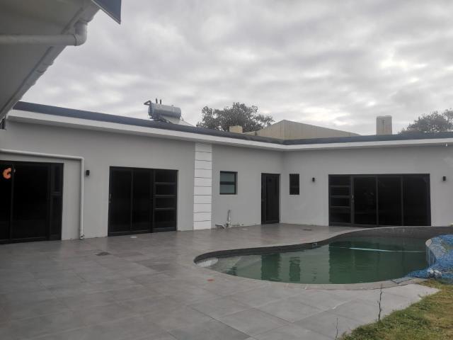 House for sale in East London, Eastern Cape