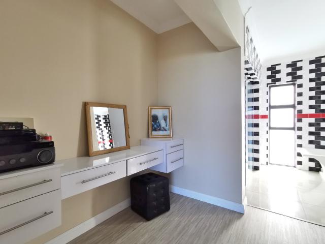 House for sale in Beachview, Eastern Cape