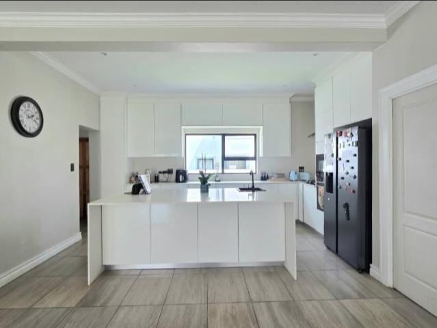 House for sale in Olievenhoutbos, Gauteng