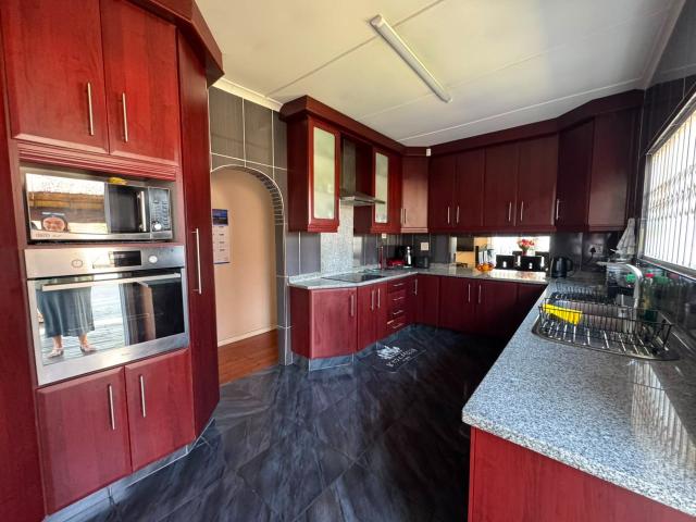 House for sale in Seaview, Kwazulu-natal