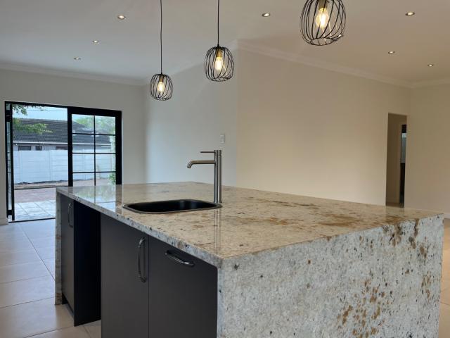 House for sale in Cape Town, Western Cape