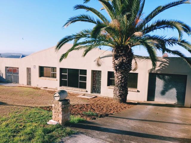 House for sale in Despatch, Eastern Cape