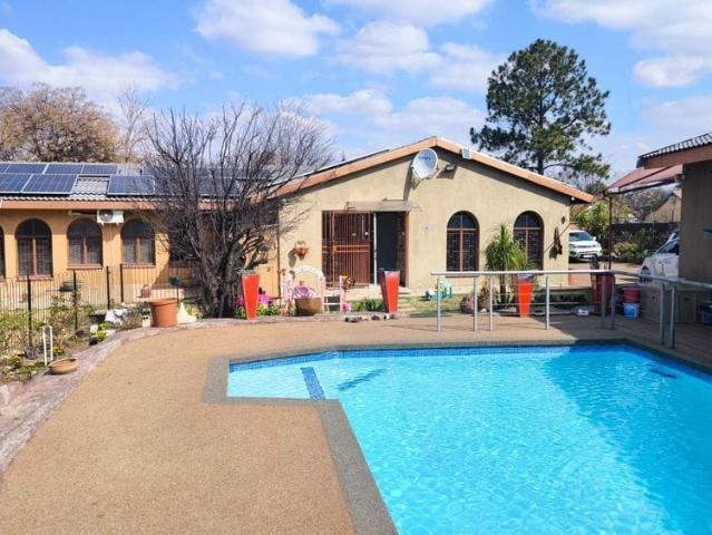 House for sale in Brackenhurst, Ekurhuleni