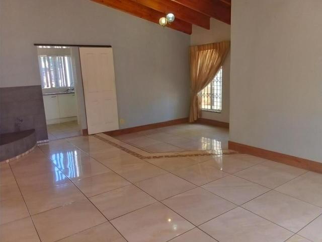 House for sale in Brackenhurst, Ekurhuleni