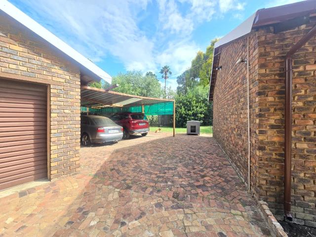 House for sale in Brackenhurst, Ekurhuleni