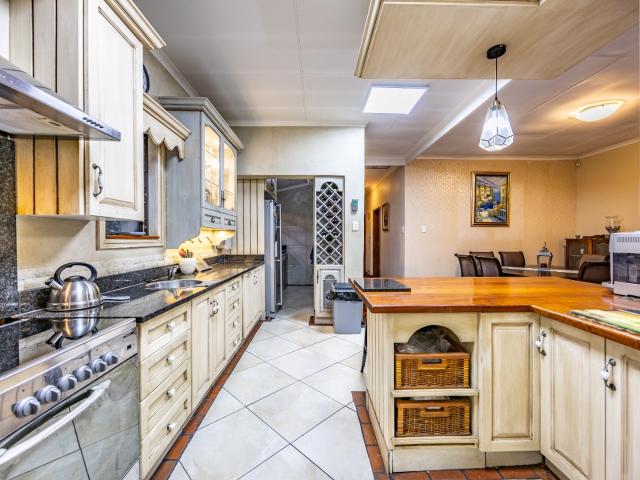 House for sale in Waterkloof, Gauteng