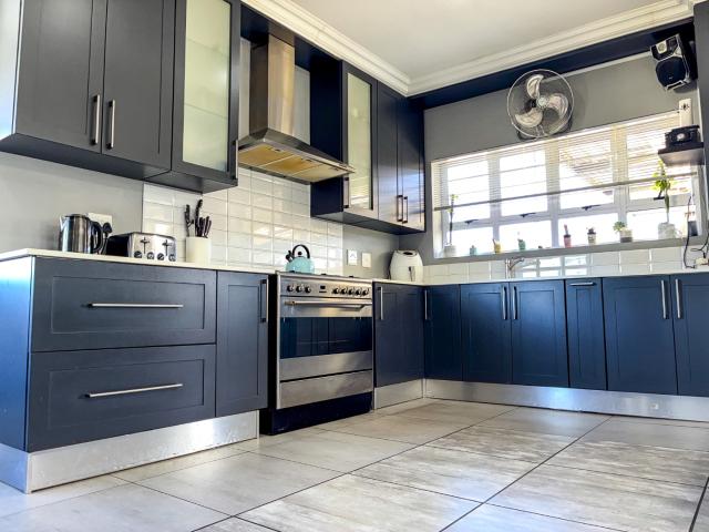 House for sale in Port Elizabeth, Eastern Cape