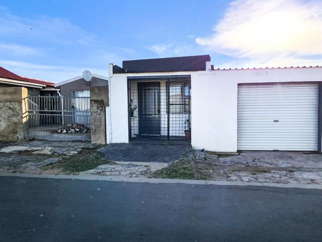 House for sale in Cape Flats, East London
