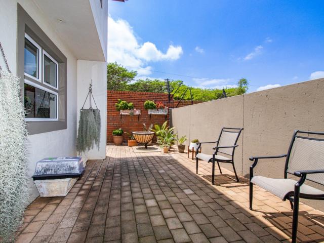 House for sale in Hartbeespoort Dam Nature Reserve, North West