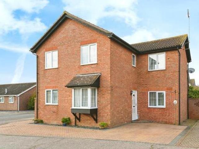 House for sale in Dale Hill, Essex