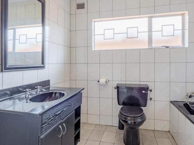 House for sale in Seaview, Kwazulu-natal