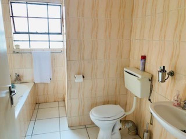 House for sale in Nooitgedacht, Gauteng