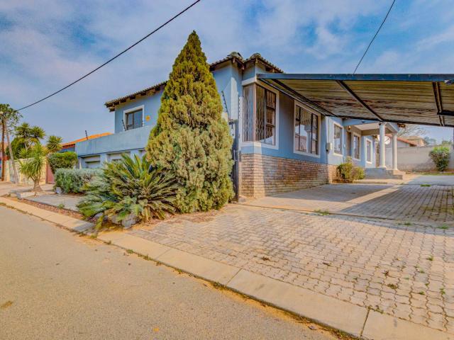 House for sale in Nooitgedacht, Gauteng