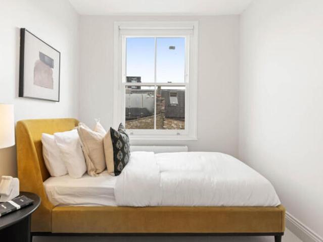 House for sale in Fulham, Greater London